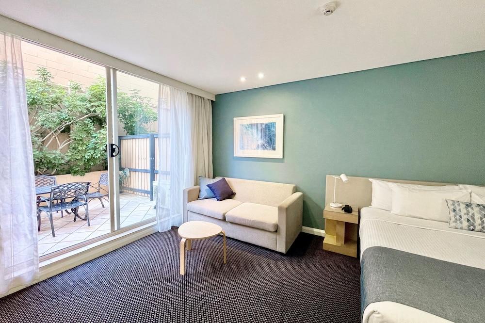 Coogee Sands Hotel & Apartments Exterior photo
