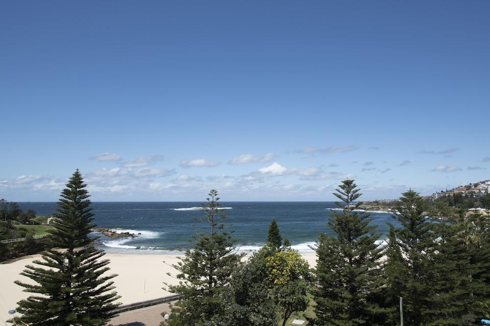 Coogee Sands Hotel & Apartments Exterior photo