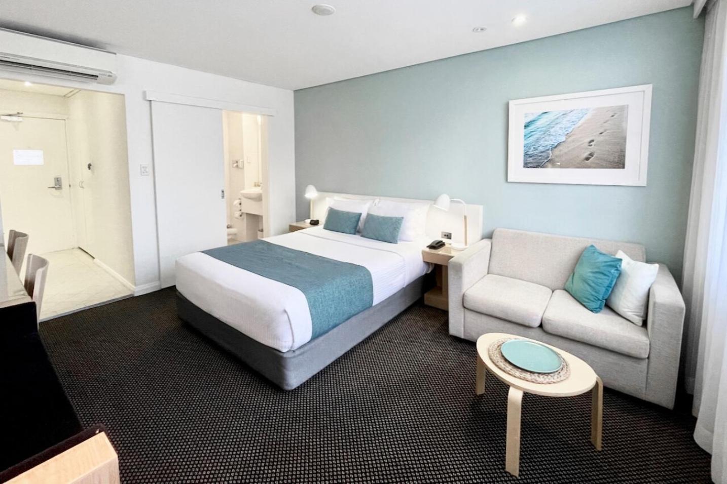 Coogee Sands Hotel & Apartments Room photo