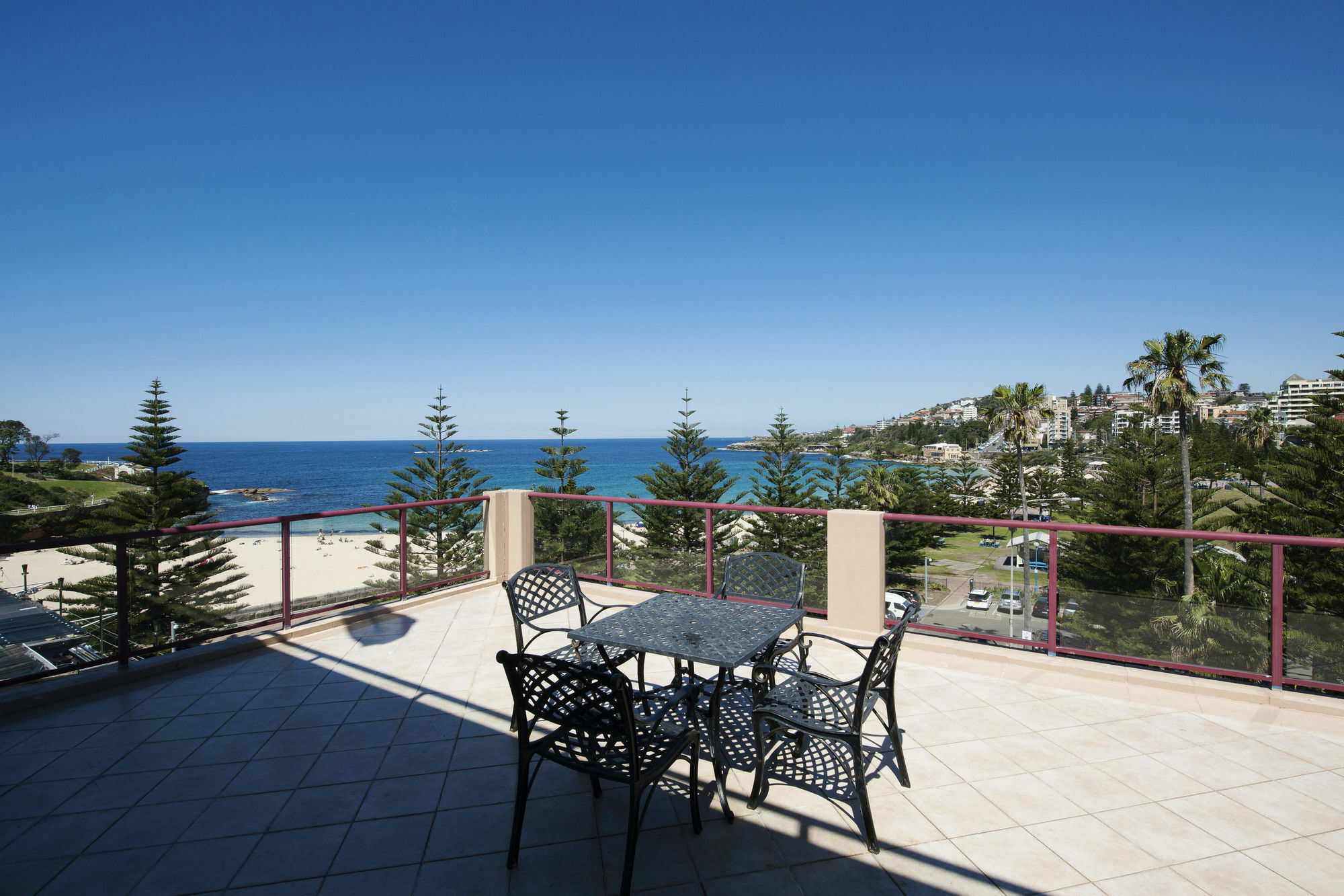 Coogee Sands Hotel & Apartments Exterior photo