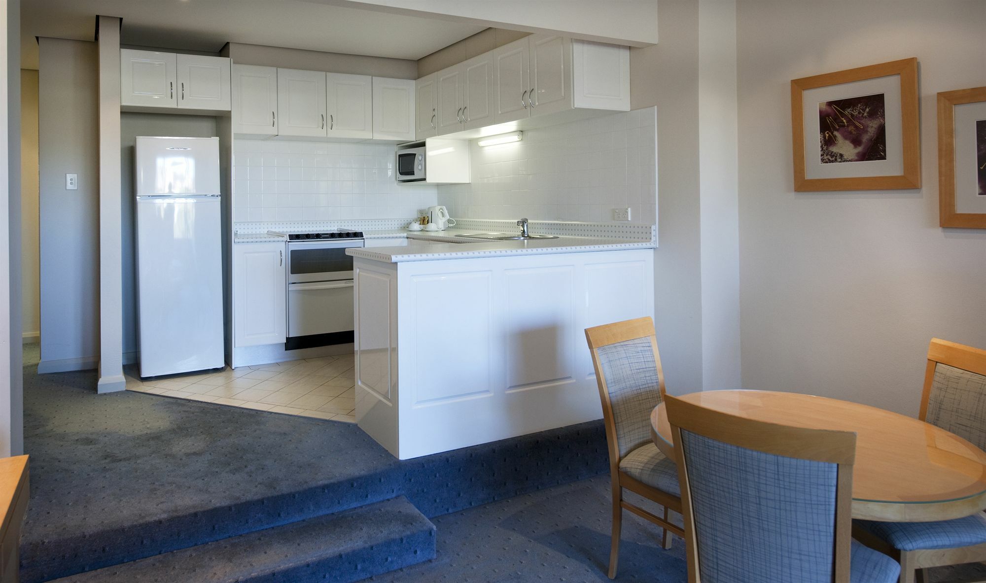 Coogee Sands Hotel & Apartments Exterior photo